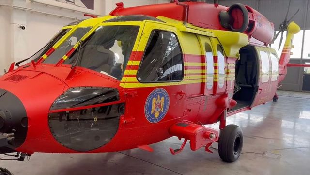 Încă un elicopter Black Hawk pentru situații de urgență