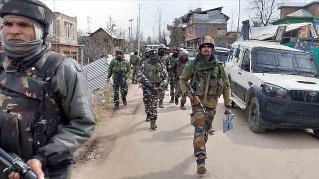 Four militants killed in encounter at Anantnag
