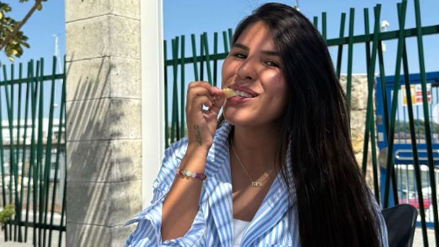 Isa Pantoja y Asraf Beno dan la bienvenida a su hijo