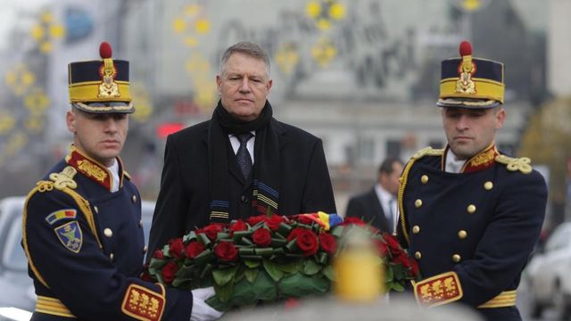 Președintele Klaus Iohannis a depus o coroană de flori