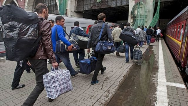 Число временно пребывающих в Россию трудовых мигрантов из Молдовы резко упало в последние годы
