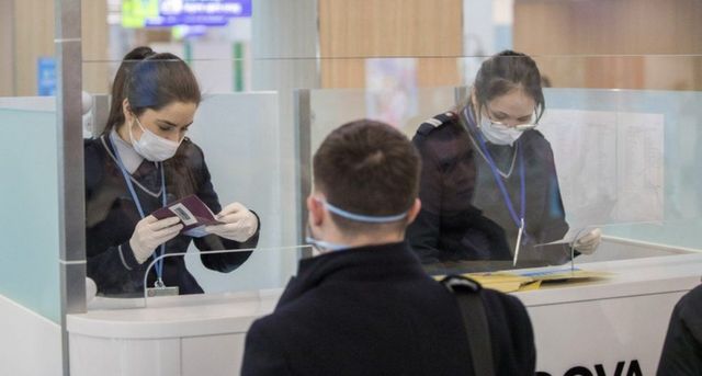 Toți moldovenii ar putea fi testați pentru coronavirus la intrarea în țară