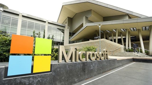 Tržní hodnota Microsoftu překonala hranici jednoho bilionu dolarů