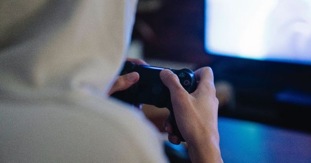 Szijjártó Péter: több európai politikus is a Fortnite-ba képzeli magát