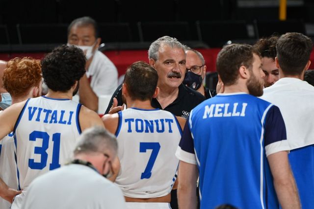L’Italia del basket non giocherà contro la Russia: primo storico rifiuto dello sport italiano