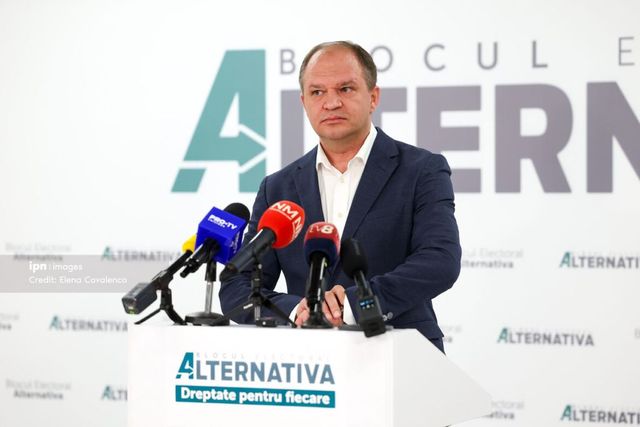 Curtea de Apel București menține interdicția lui Ion Ceban de a intra în România și spațiul Schengen