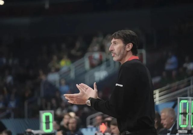 Mumbrú no dirigirá a Alemania en lo que resta de Eurobasket: «No estoy físicamente preparado»
