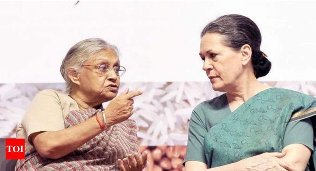 Sheila Dikshit Meets Sonia Gandhi, Rejects Alliance with AAP