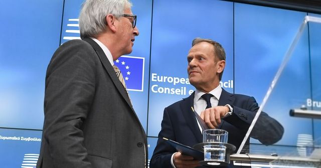 Odklad brexitu je možný po schválení dohody, říká Tusk