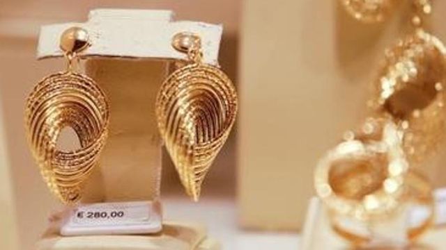 Gold Prices Rise by Rs 75 to Rs 33,195 Per 10 Gram on Local Buying
