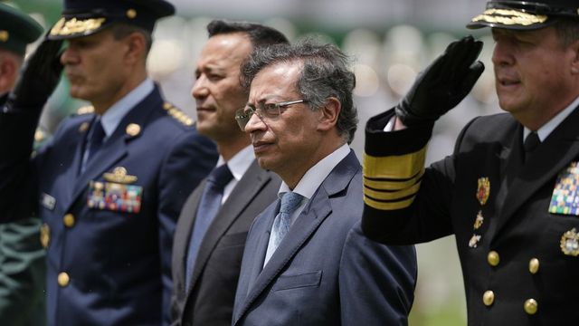 EE UU impone sanciones financieras a Petro por no combatir el narcotráfico
