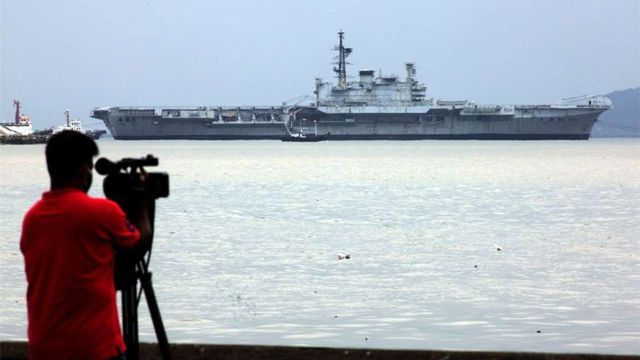 Aircraft Carrier Viraat On Final Voyage To Gujarat, Will Be Dismantled