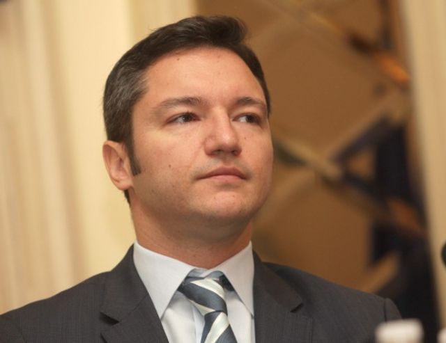 БСП с рокади в парламентарната група