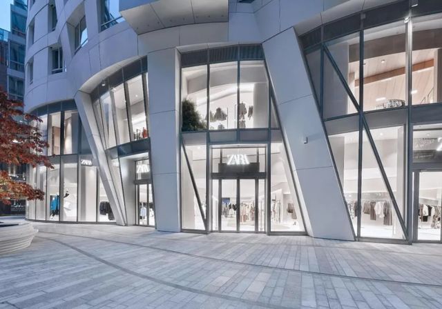 Zara ultima su 'Modo Viaje' en España: de envíos al hotel a consejos sobre restaurantes y museos