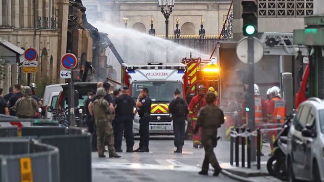 Robbanás történt Párizs belvárosában - válságstábot állítottak fel