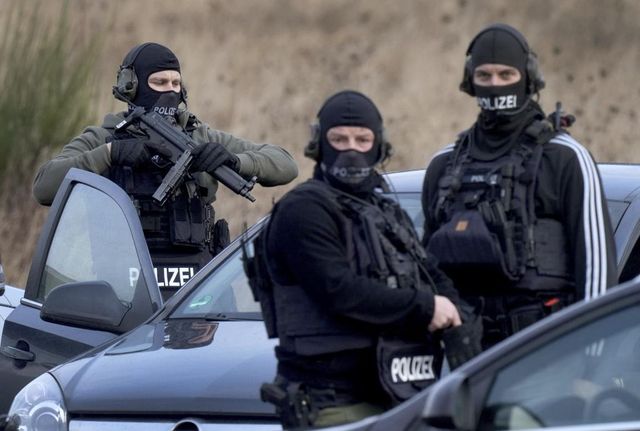 Pronti ad attacco islamista, 3 minori arrestati in Germania