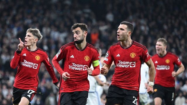Manchester United on brink of Champions League exit after Copenhagen collapse