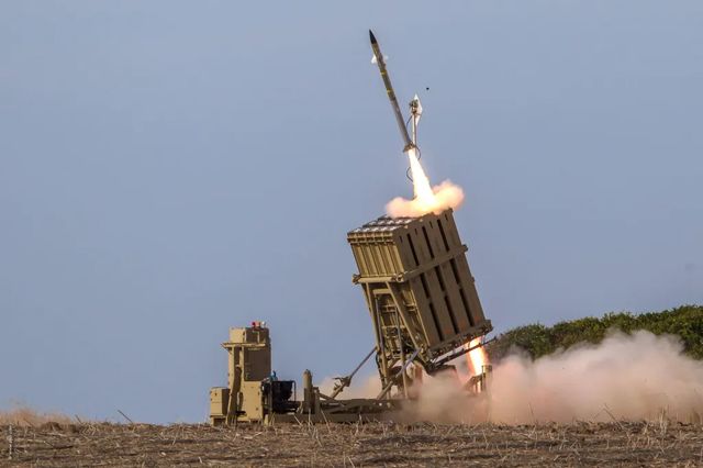 România cumpără sistemul Iron Dome și devine prima țară europeană cu această tehnologie defensivă