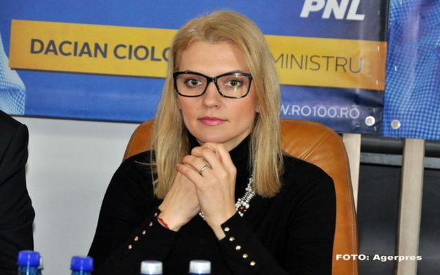 Alina Gorghiu critică decizia PSD de a-l acționa în instanță pe Klaus Iohannis