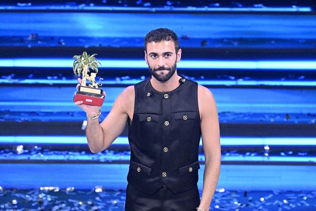 Sanremo 2023: Marco Mengoni a fost desemnat câștigătorul celei de-a 73-a ediții