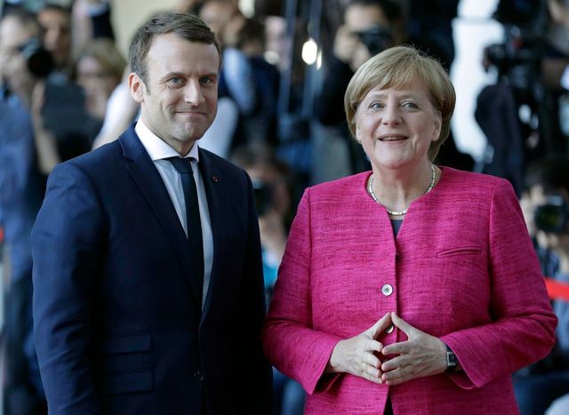 Merkel és Stoltenberg is visszautasította Macron kijelentését, amely szerint a NATO haldoklik
