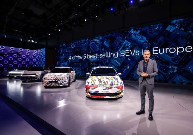 El CEO de Volkswagen alerta sobre los desafíos de la industria automovilística