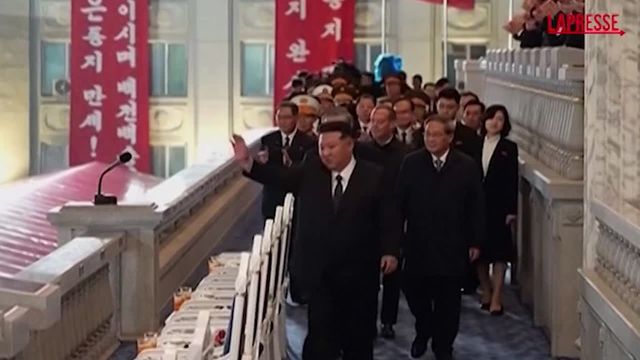 Corea del Nord presenta nuovo missile intercontinentale Hwasongpho-20