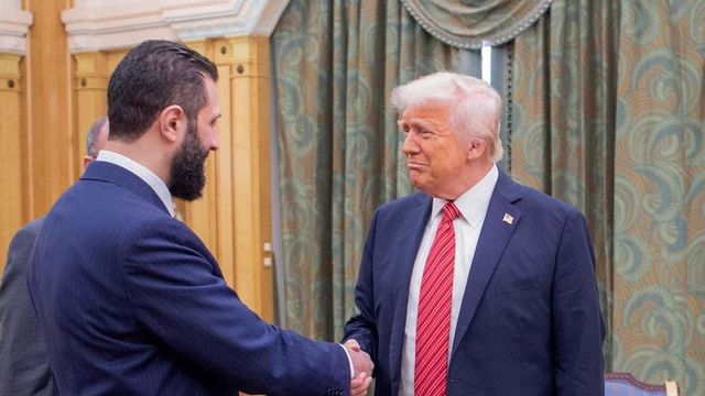 Gli Usa allentano le sanzioni contro la Siria, 'opportunità per un nuovo inizio'