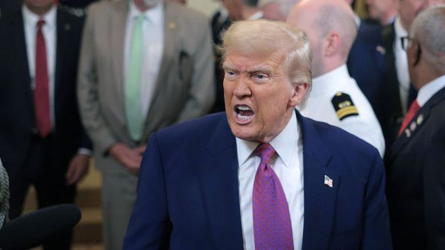 Donald Trump: Izrael, ne dobjátok le azokat a bombákat