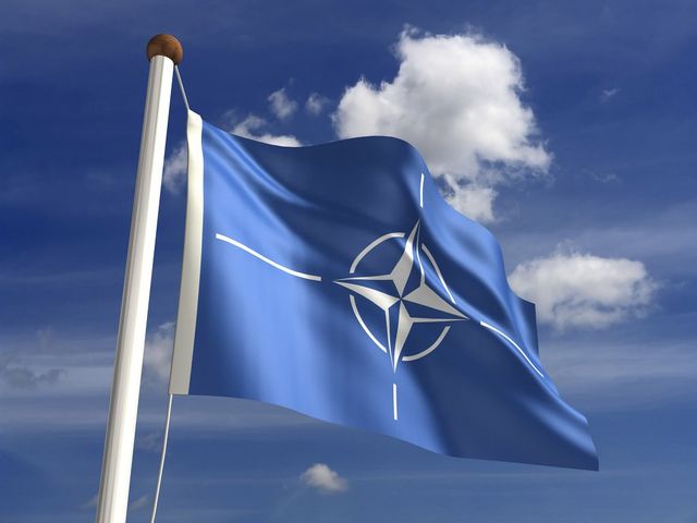 НАТО построит в Польше объект для хранения военной техники