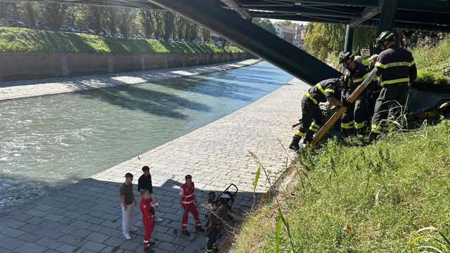 Passeggino cade nel fiume, bimbo di tre mesi ricoverato a Torino