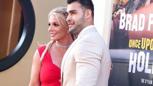 Sam Asghari fizikai erőszakkal vádolja Britney Spearst