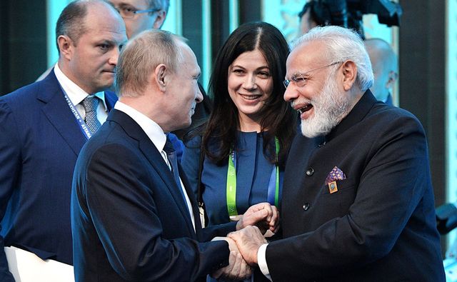Путин присоединился к саммиту G20 по видеосвязи