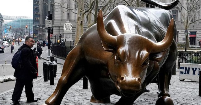Wall Street: futures Dow Jones poco variati