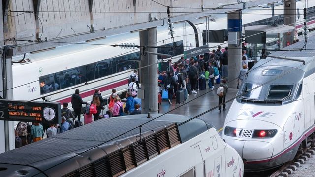 Una incidencia en un taller provoca retrasos generalizados en los trenes de alta velocidad en Catalunya
