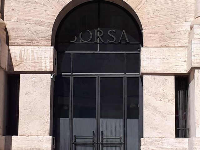 Borsa: Milano sconta lo stacco cedole (-1%), giù Tim e Leonardo