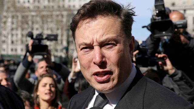 Elon Musk owes $507 million to banks helping Tesla raise capital