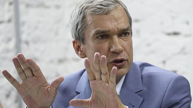 Белоруссия объявила в международный розыск оппозиционера Латушко
