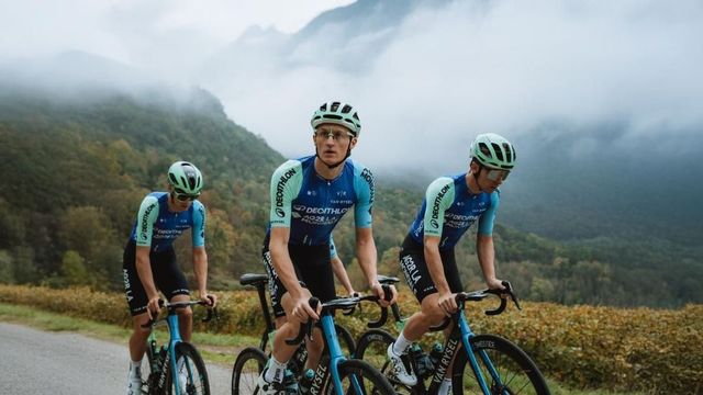 Vingegaard cede el liderato de La Vuelta para adelantar su llegada a España