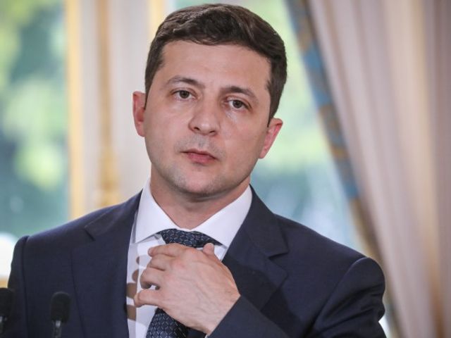 Зеленски звънна на Путин, иска убийствата да спрат