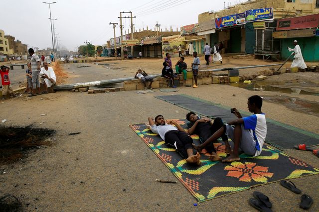 Sudan police fire tear gas as civil disobedience campaign begins