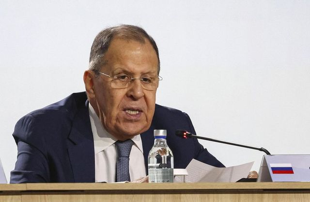 Lavrov, 'il mondo rischia di sprofondare nel caos'