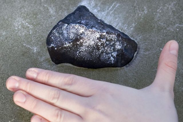 Ritrovati nel Modenese i frammenti del meteorite di Capodanno