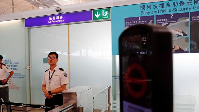 Hong Kong airport stops flights today as protesters storm arrivals halls