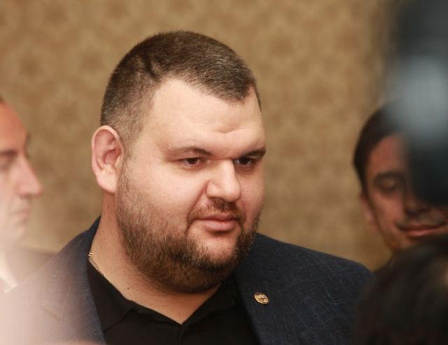 Пеевски обяви, че партийната субсидия трябва да стане 0 лева