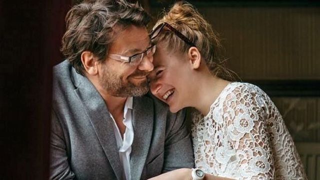 Lovasi András bejelentette, hogy véget ért a házassága