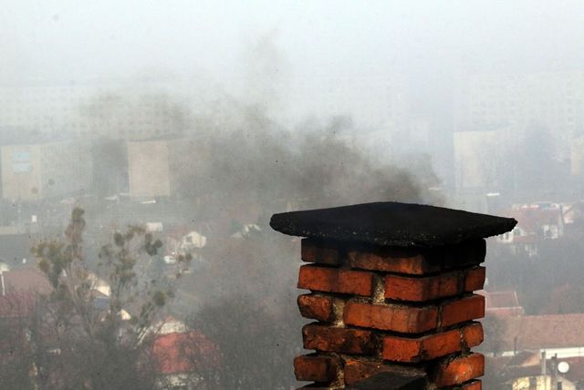 Hat településen veszélyesnek minősítették a levegőt