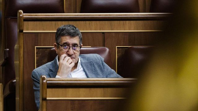El PSOE acusa al juez del ‘caso Koldo’ de no respetar la separación de poderes