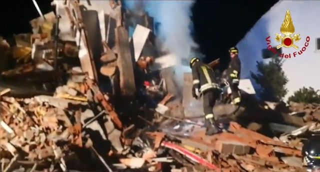 Ferrara, esplode casa ad Argenta: un morto