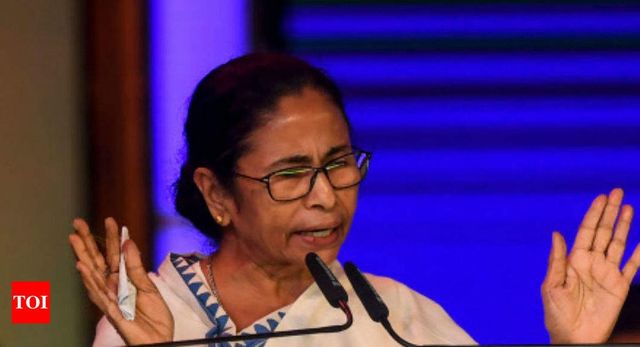 Mamata attacks Maha Guv, says some people in constitutional posts acting like BJP mouthpieces